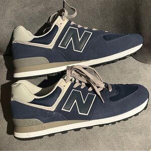 New Balance Men’s Sneakers 574 Navy Size 11.5 US